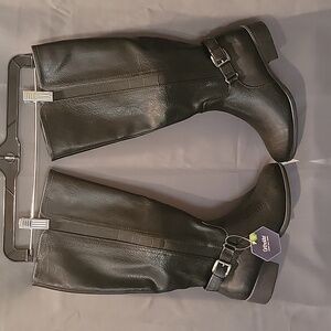(J5) Croft & Barrow Boots womans sz 9.5